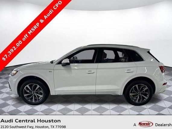 AUDI Q5 2025 WA1GAAFY3S2008982 image