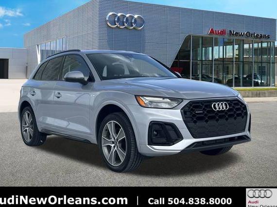 AUDI Q5 2025 WA1GAAFY3S2041920 image