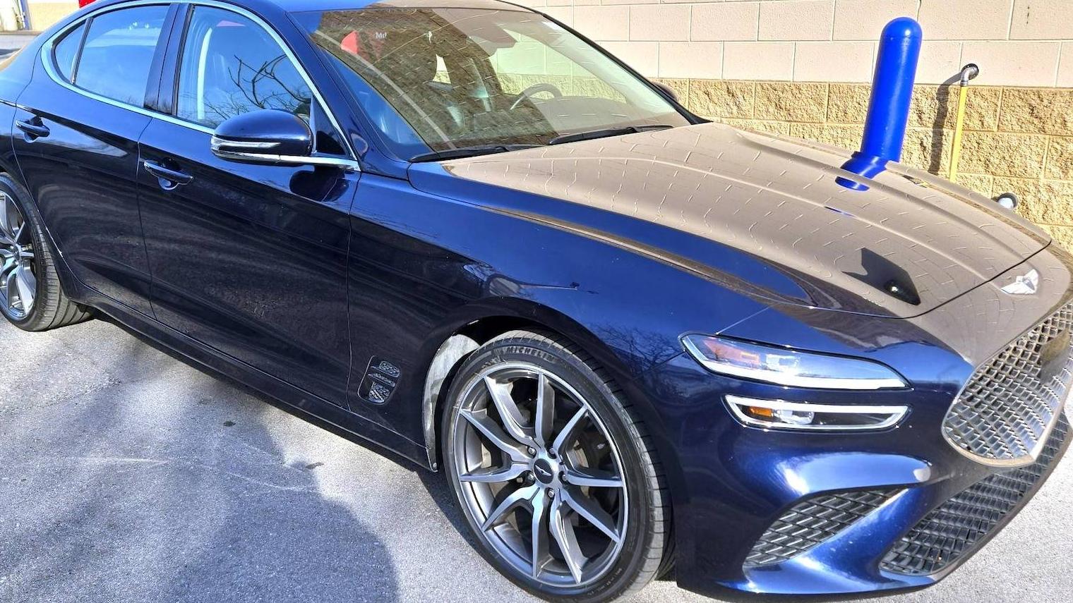 GENESIS G70 2023 KMTG34TA2PU131369 image
