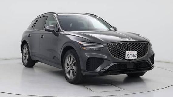 GENESIS GV70 2023 KMUMCDTC8PU082677 image
