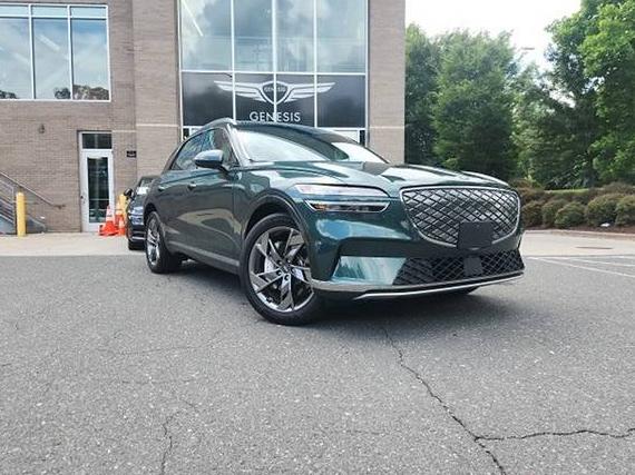 GENESIS GV70 2024 5NMMCET12RH002470 image