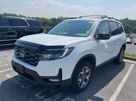 HONDA PASSPORT 2023 5FNYF8H6XPB023306 image