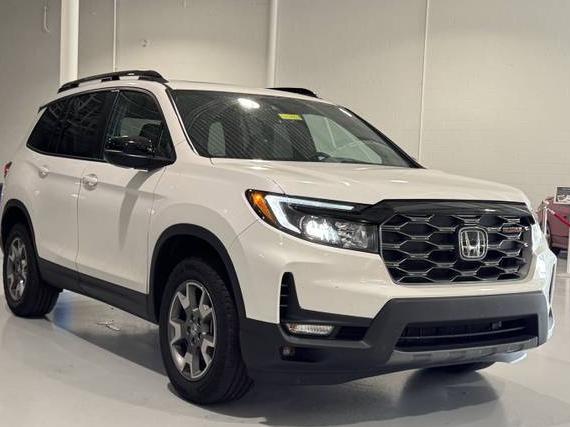 HONDA PASSPORT 2023 5FNYF8H63PB024197 image
