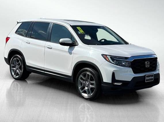HONDA PASSPORT 2023 5FNYF8H5XPB031557 image