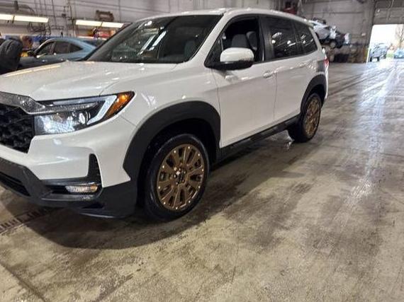 HONDA PASSPORT 2023 5FNYF8H57PB012836 image