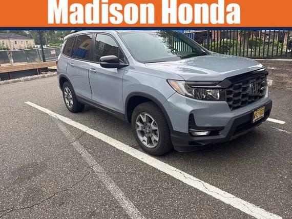 HONDA PASSPORT 2023 5FNYF8H60PB001959 image
