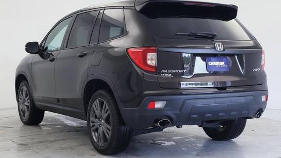 HONDA PASSPORT 2019 5FNYF8H57KB016488 image