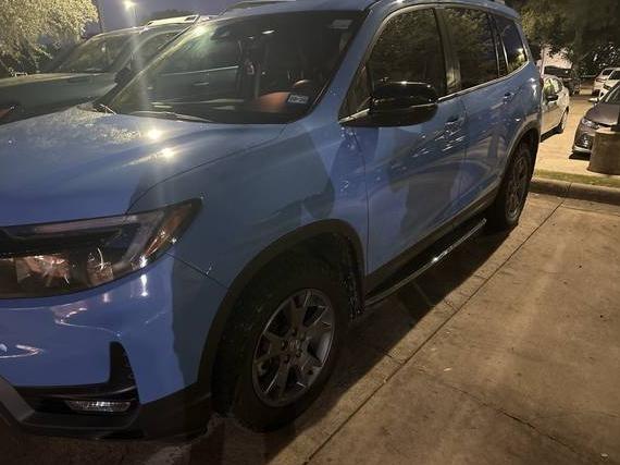 HONDA PASSPORT 2024 5FNYF8H65RB017464 image