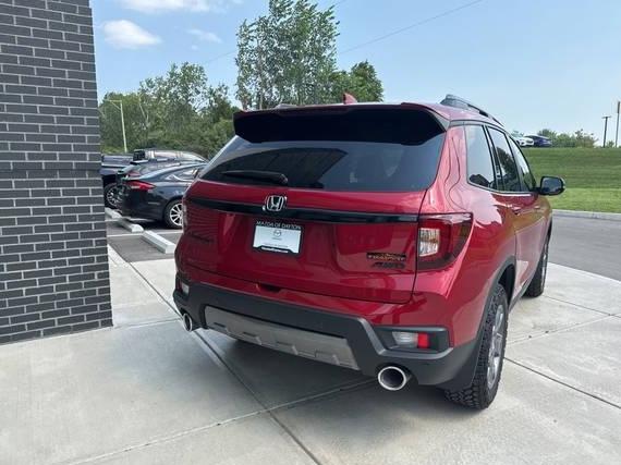 HONDA PASSPORT 2024 5FNYF8H62RB017874 image