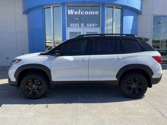 HONDA PASSPORT 2020 5FNYF8H03LB009298 image