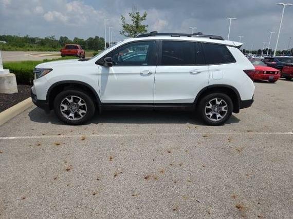 HONDA PASSPORT 2022 5FNYF8H67NB010249 image