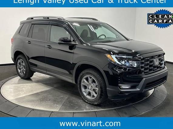 HONDA PASSPORT 2025 5FNYF8H61SB002322 image