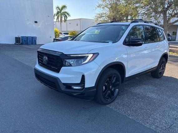 HONDA PASSPORT 2025 5FNYF8H86SB003595 image