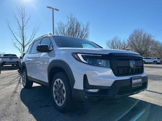 HONDA PASSPORT 2025 5FNYF8H60SB008192 image HONDA PASSPORT 2025 5FNYF8H60SB008192 image