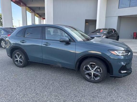 HONDA HR-V 2023 3CZRZ1H73PM700360 image