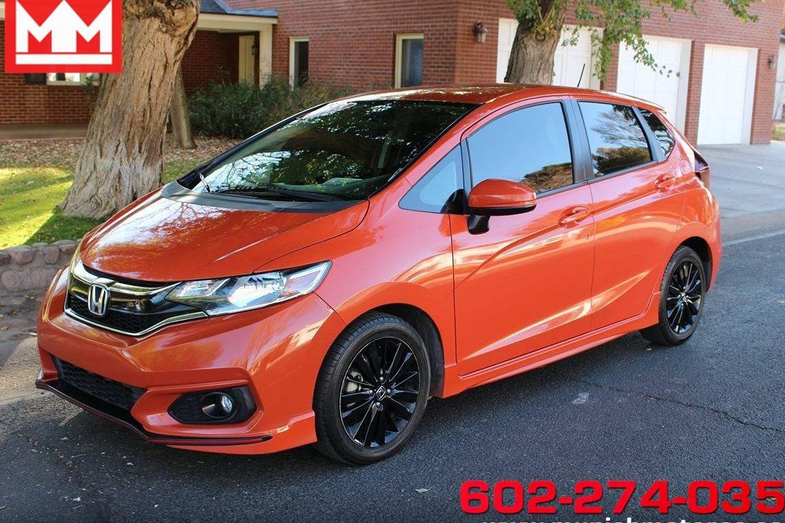 HONDA FIT 2018 3HGGK5H66JM724516 image