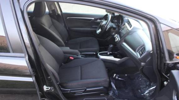 HONDA FIT 2018 3HGGK5H66JM715573 image HONDA FIT 2018 3HGGK5H66JM715573 image