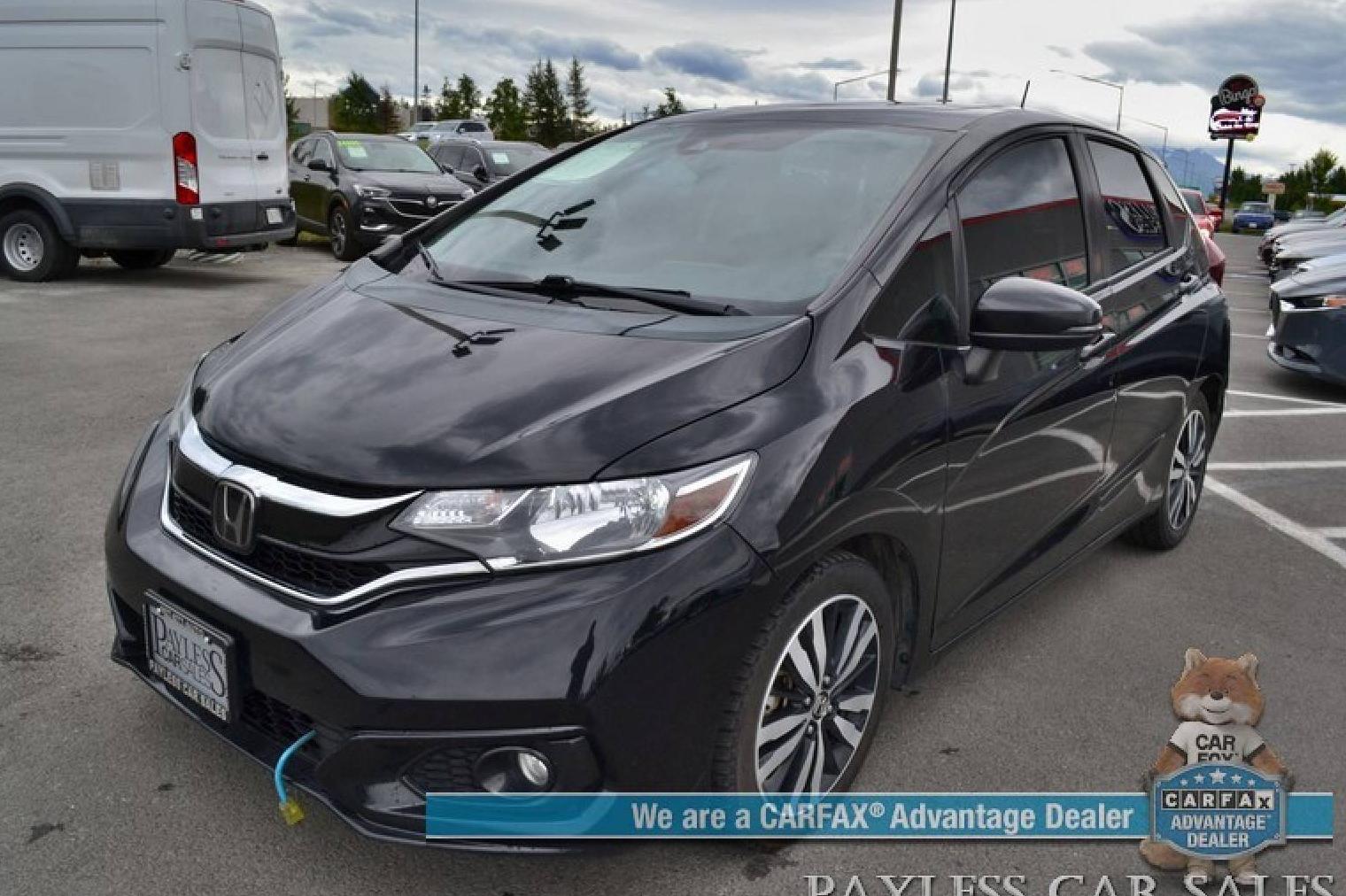 HONDA FIT 2018 3HGGK5H94JM712584 image