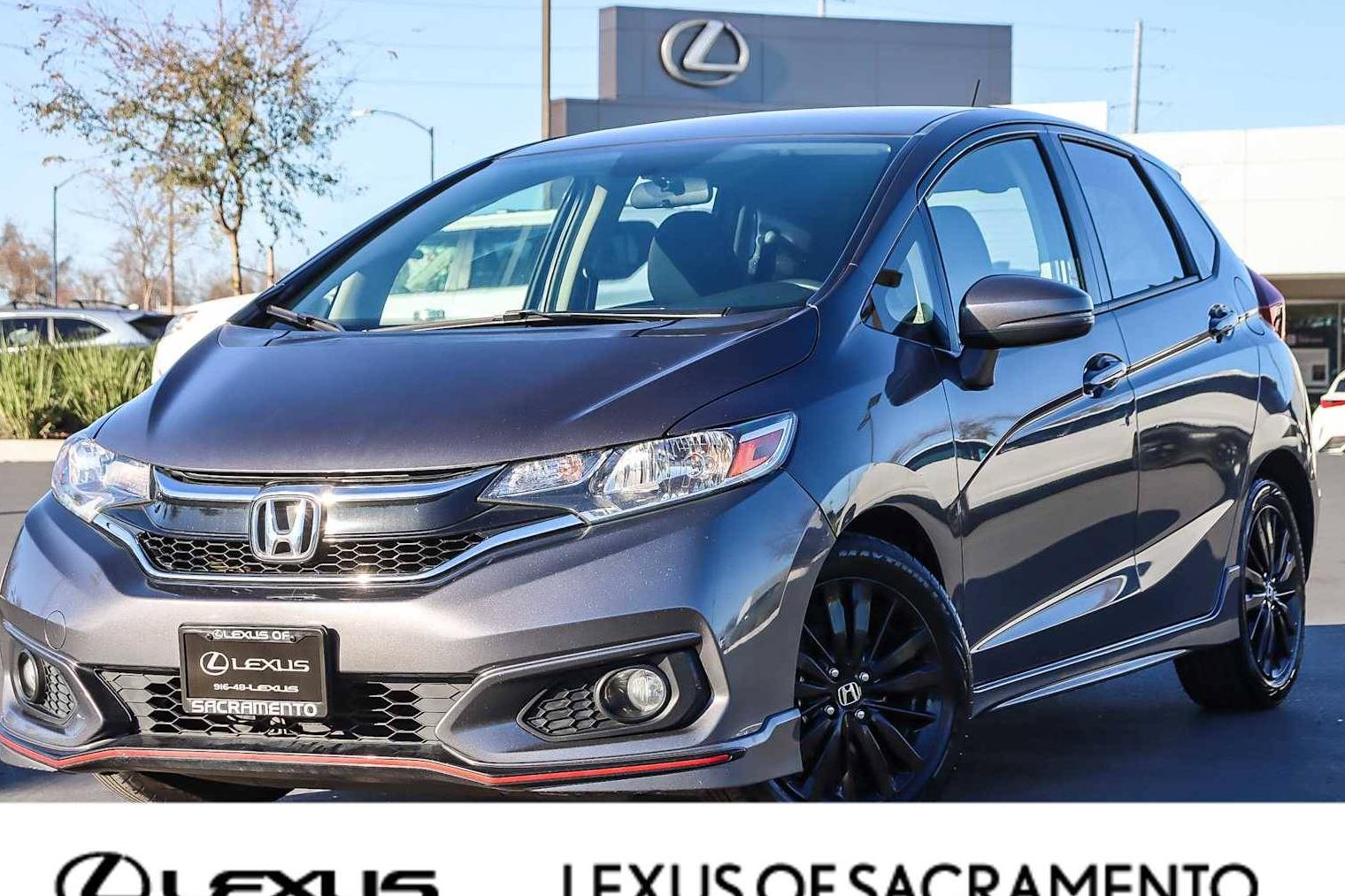 HONDA FIT 2018 3HGGK5G69JM705024 image