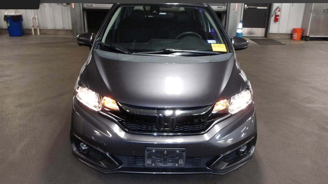 HONDA FIT 2018 3HGGK5H86JM713890 image