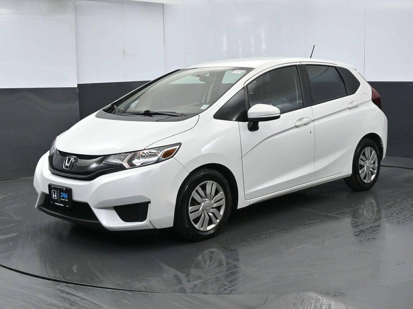 HONDA FIT 2017 3HGGK5H55HM706087 image