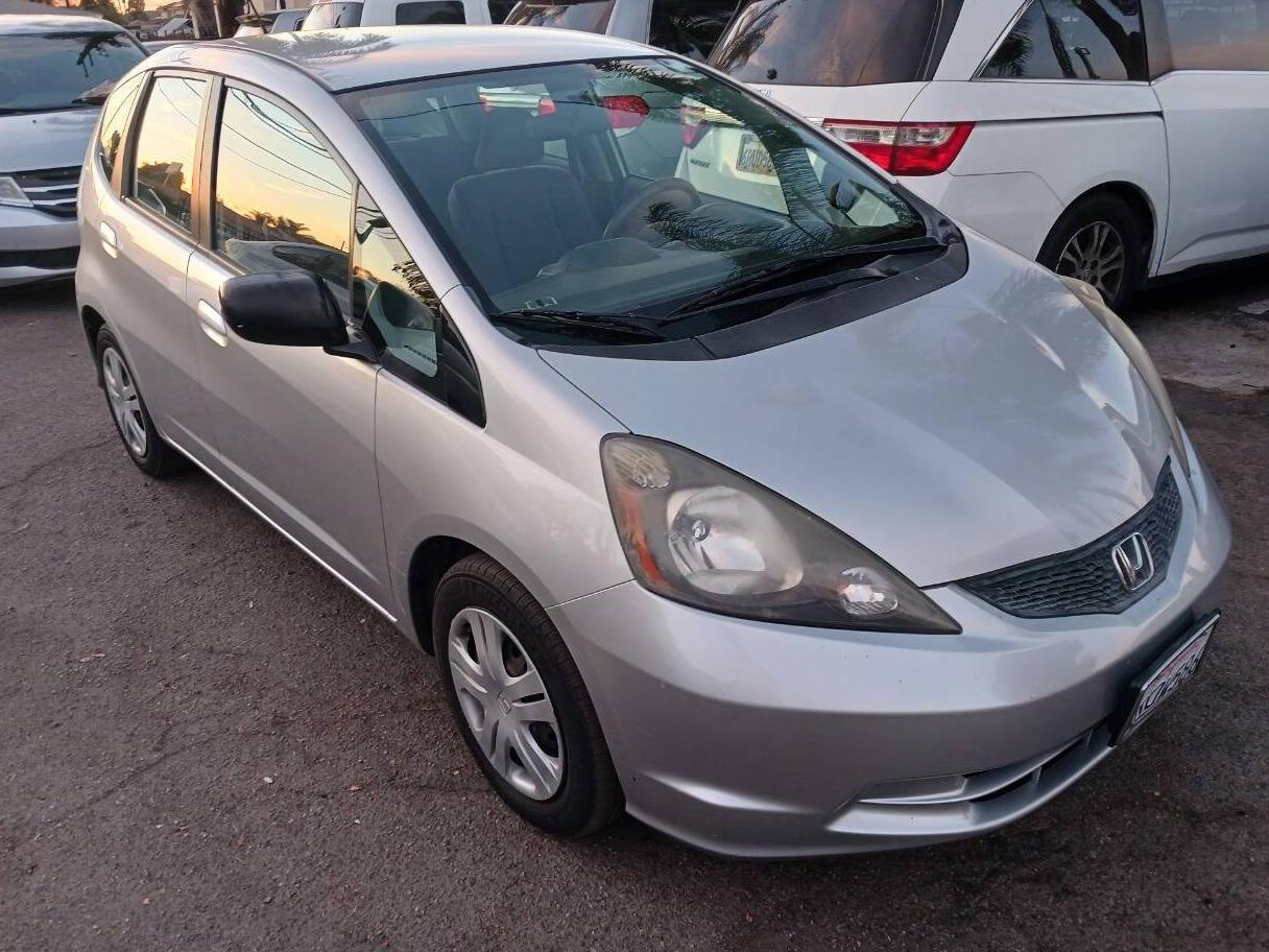 HONDA FIT 2011 JHMGE8H36BC008570 image