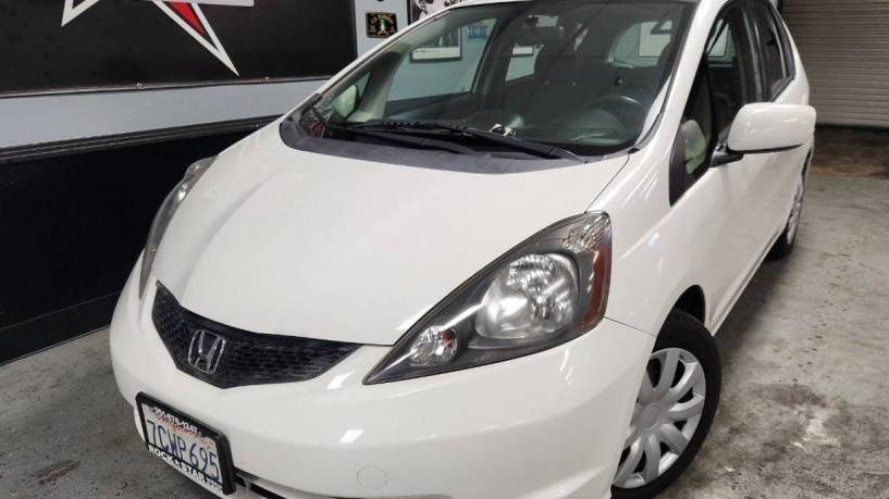 HONDA FIT 2013 JHMGE8H38DC053142 image