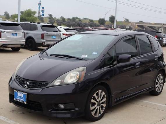 HONDA FIT 2013 JHMGE8H61DC081665 image HONDA FIT 2013 JHMGE8H61DC081665 image