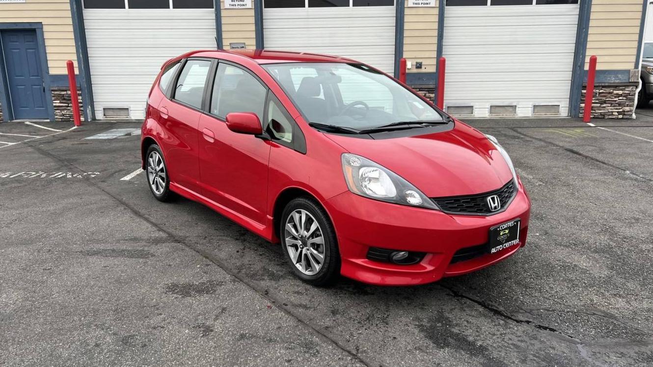 HONDA FIT 2013 JHMGE8H52DC050996 image