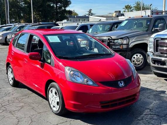 HONDA FIT 2013 JHMGE8H33DC037396 image