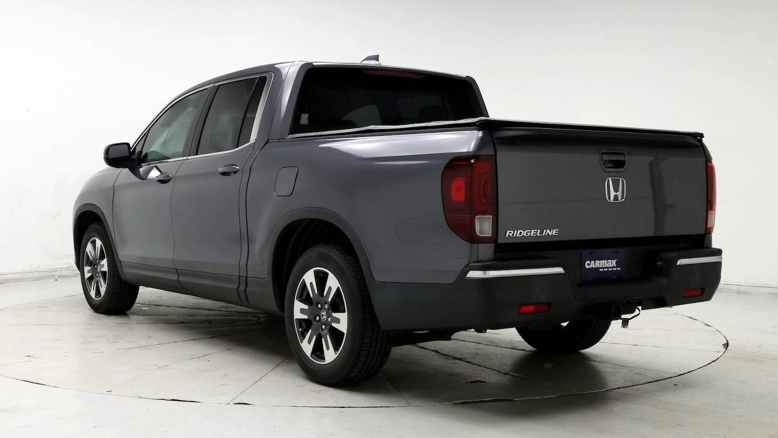 HONDA RIDGELINE 2017 5FPYK2F64HB010488 image