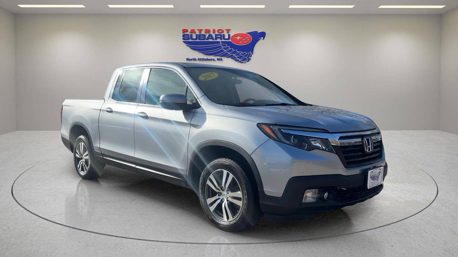 HONDA RIDGELINE 2017 5FPYK3F40HB035988 image