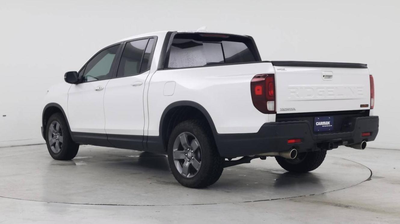 HONDA RIDGELINE 2024 5FPYK3F69RB003995 image