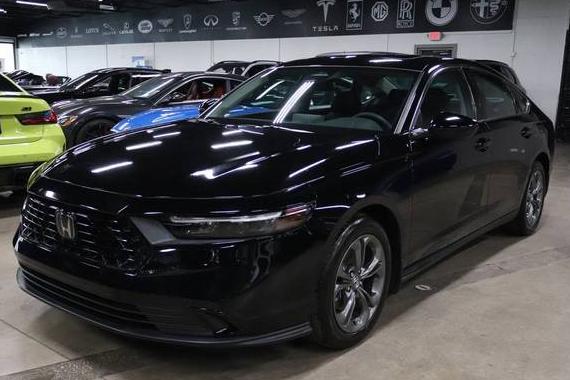 HONDA ACCORD 2023 1HGCY1F33PA022318 image