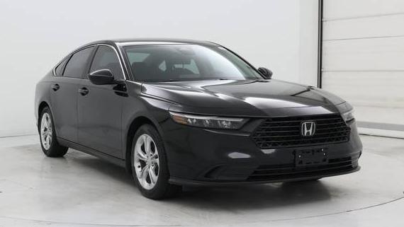 HONDA ACCORD 2023 1HGCY1F26PA037600 image
