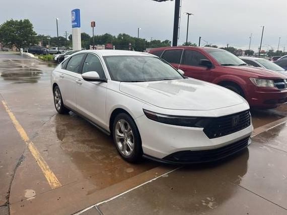 HONDA ACCORD 2023 1HGCY1F2XPA035297 image