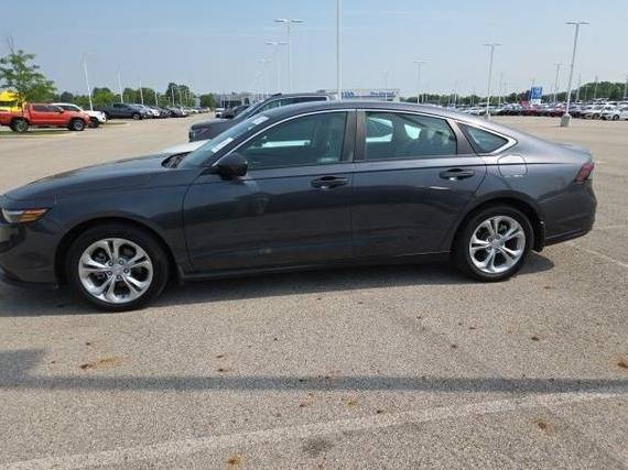 HONDA ACCORD 2023 1HGCY1F2XPA013056 image