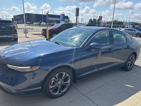 HONDA ACCORD 2023 1HGCY1F32PA032810 image