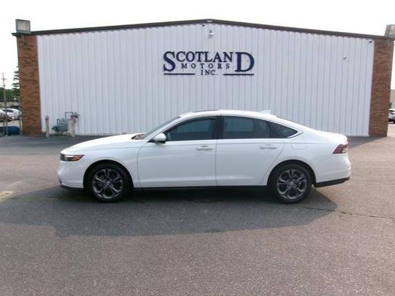 HONDA ACCORD 2023 1HGCY1F36PA042448 image