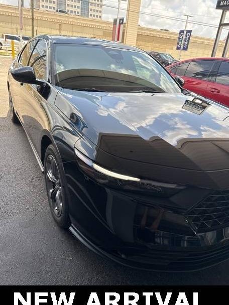 HONDA ACCORD 2023 1HGCY1F35PA047172 image