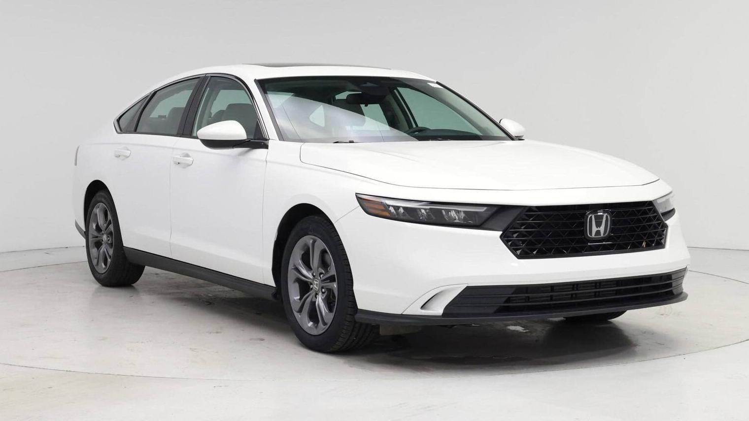 HONDA ACCORD 2023 1HGCY1F37PA021270 image