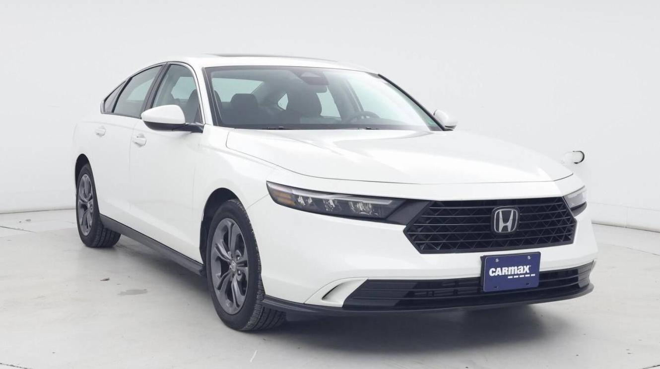 HONDA ACCORD 2023 1HGCY1F38PA023447 image