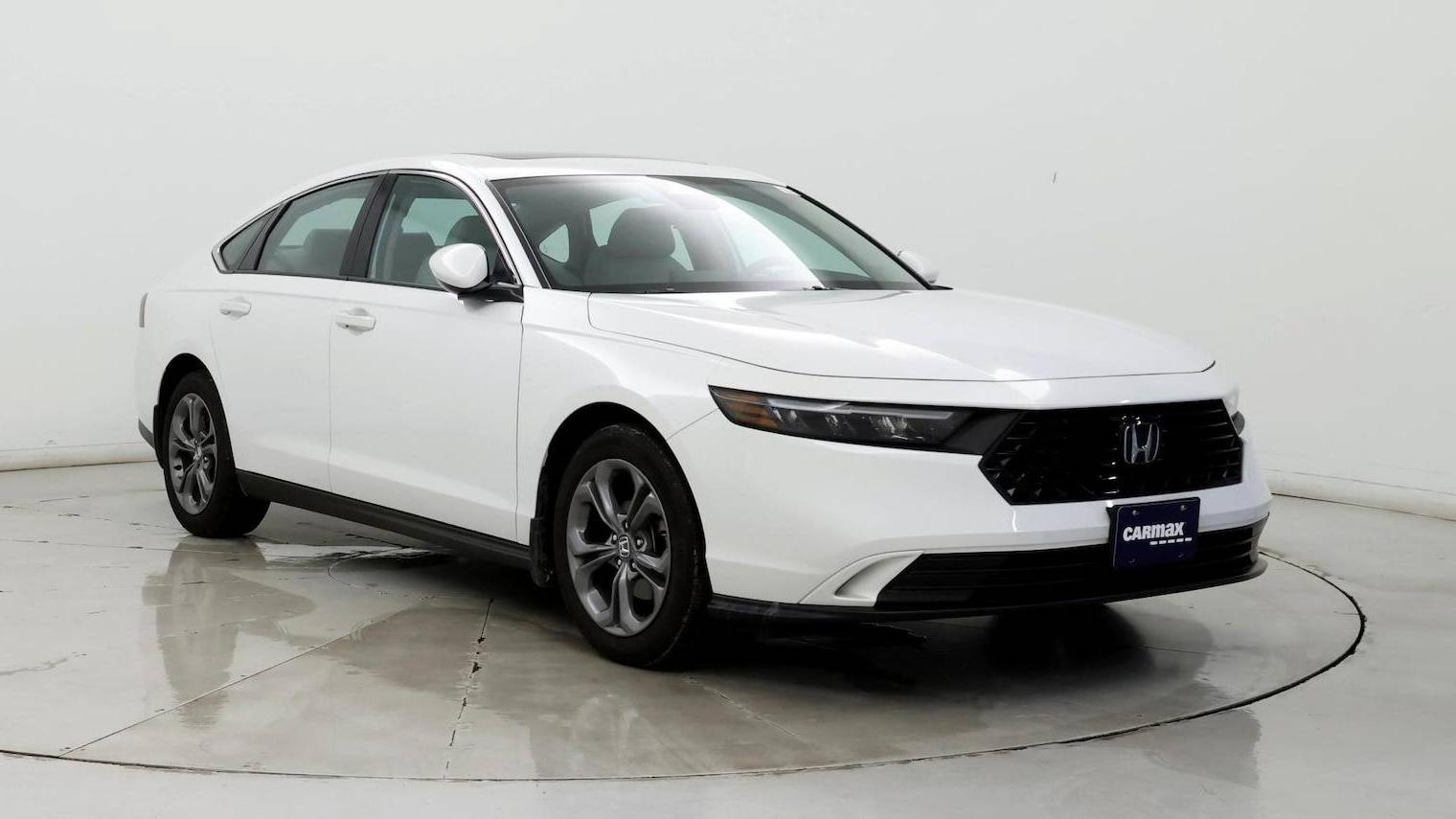 HONDA ACCORD 2023 1HGCY1F31PA052692 image