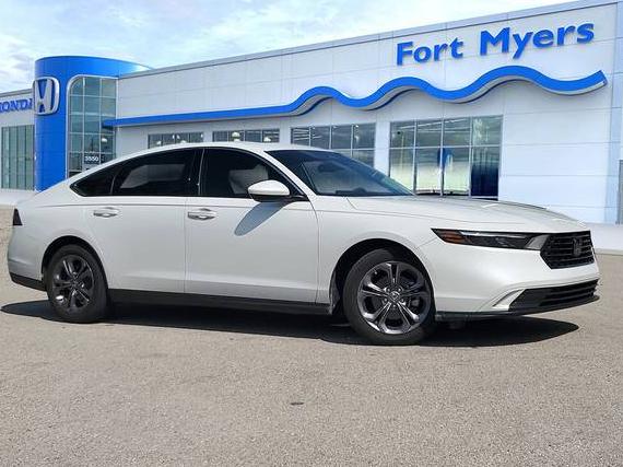 HONDA ACCORD 2023 1HGCY1F35PA036382 image