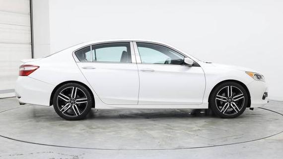 HONDA ACCORD 2016 1HGCR2F56GA040090 image