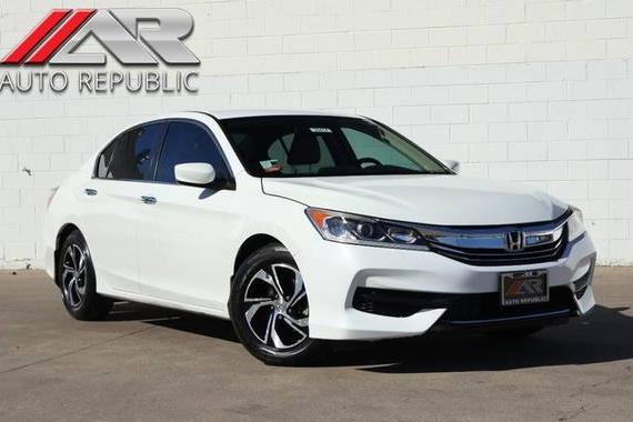 HONDA ACCORD 2016 1HGCR2F33GA172674 image HONDA ACCORD 2016 1HGCR2F33GA172674 image