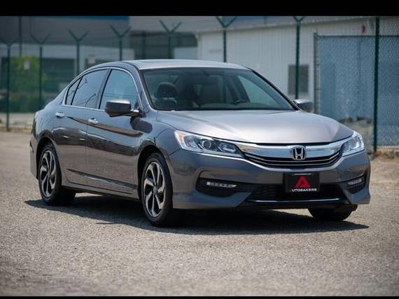HONDA ACCORD 2016 1HGCR3F80GA025813 image