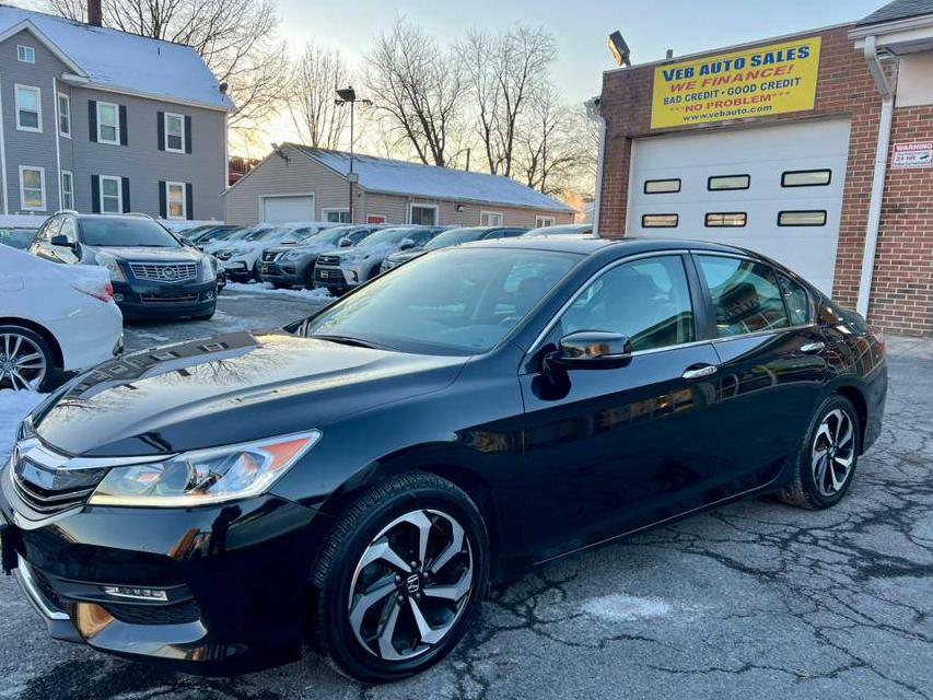 HONDA ACCORD 2016 1HGCR2F80GA100679 image