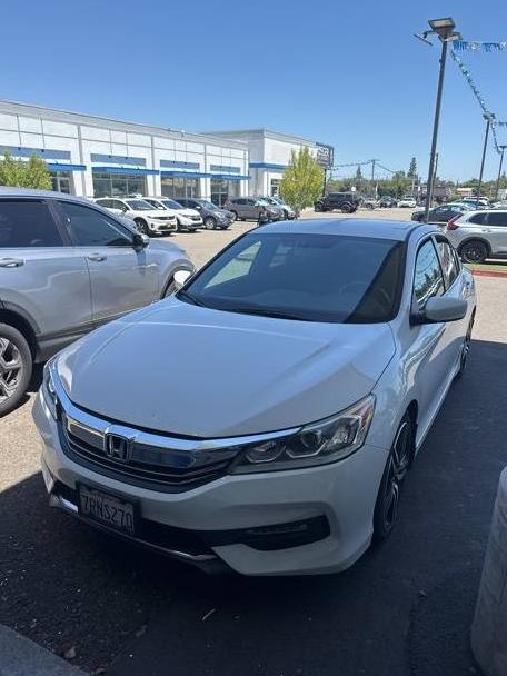 HONDA ACCORD 2016 1HGCR2F53GA104439 image