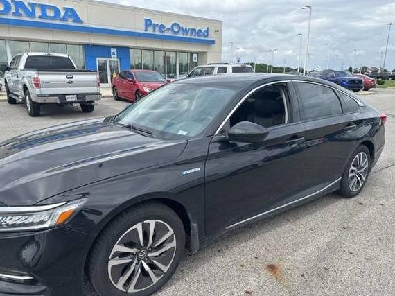 HONDA ACCORD 2019 1HGCV3F45KA015988 image